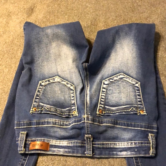 Jeans - Picture 3 of 3